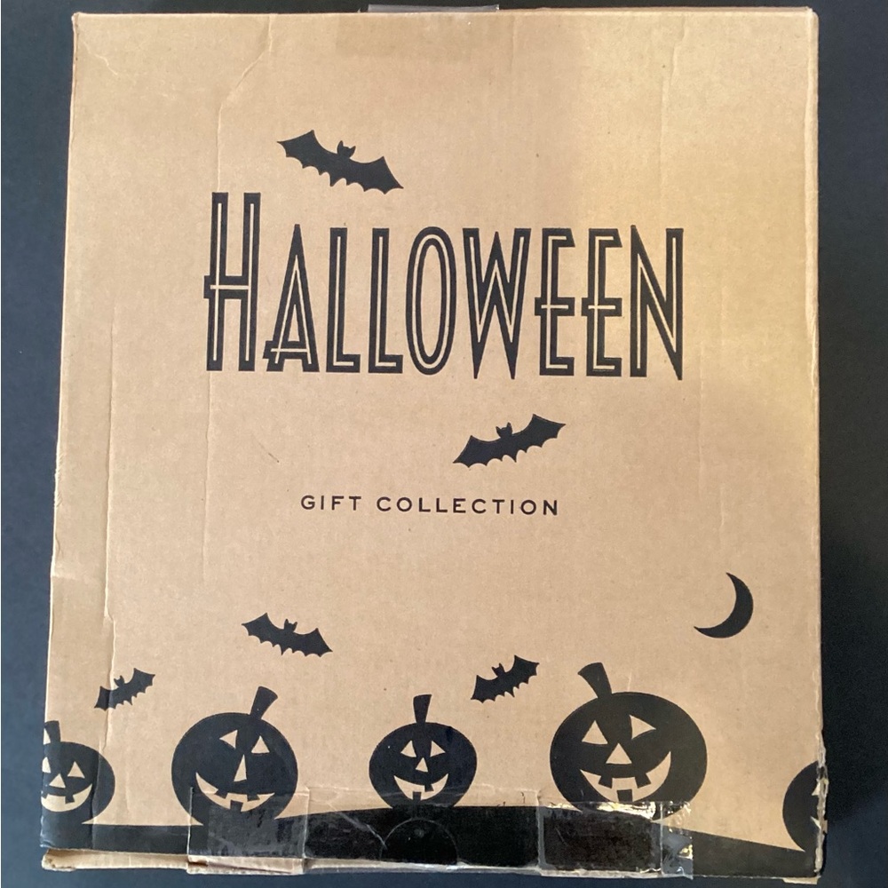 VTG AVON 1997 Halloween Welcome Wooden Door Hanger. - Picture 12 of 14